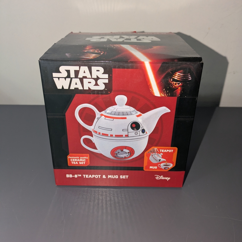 Disney Star Wars BB-8 Ceramic Teapot and Mug Set